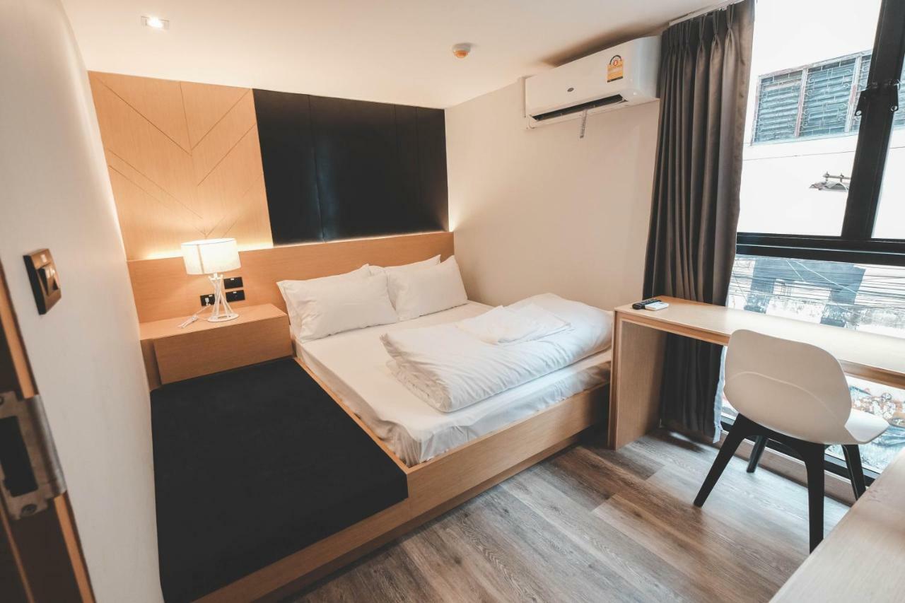 Stay Thapae Hostel Chiang Mai Esterno foto