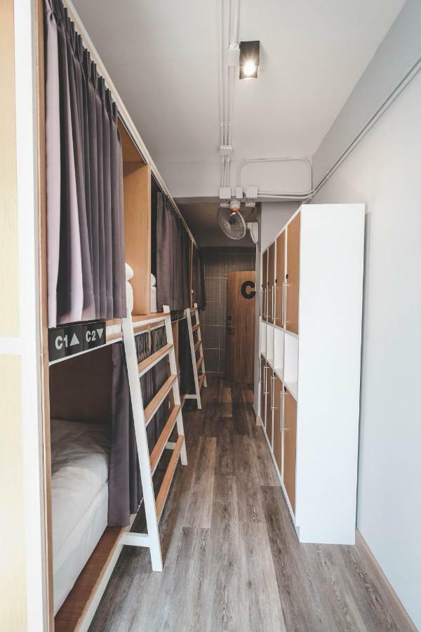 Stay Thapae Hostel Chiang Mai Esterno foto